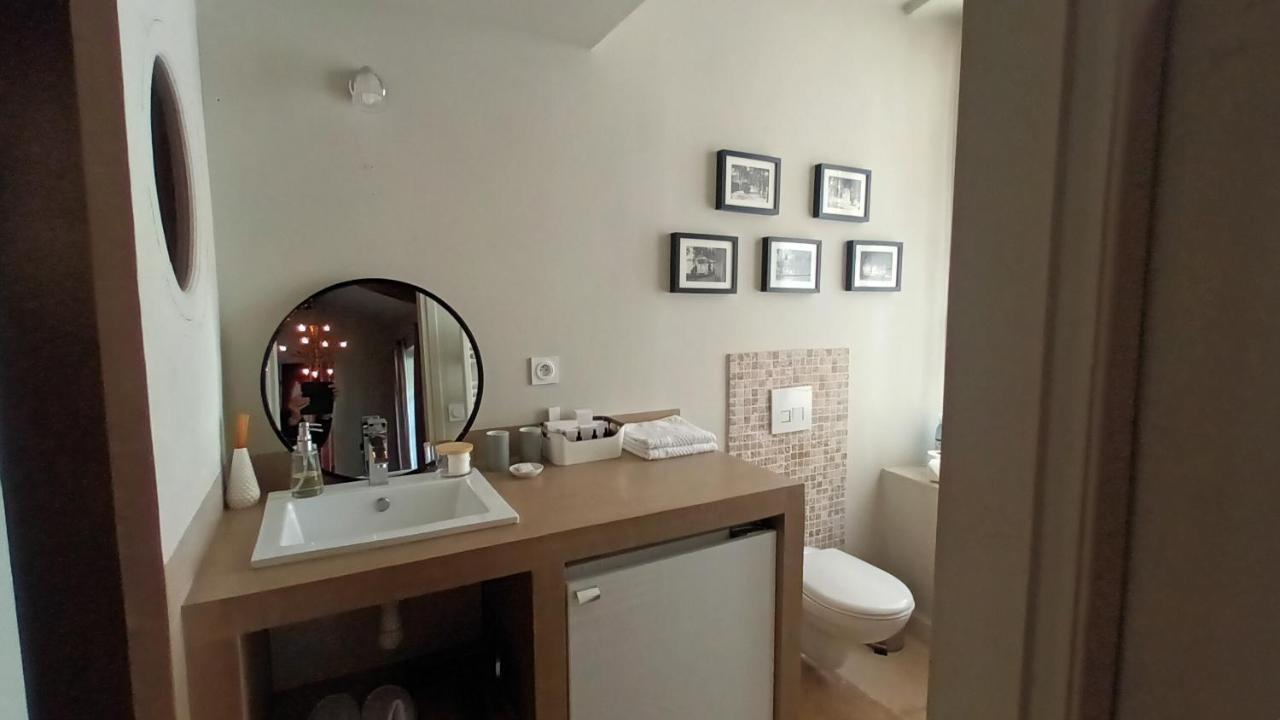 Le Complot : Maison Privee En Plein Coeur D'avignon *